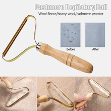 Load image into Gallery viewer, Portable Lint Remover